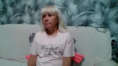 Snapshot of sakura_blonde chatting on October 4, 2025, 5:38 am sakura_blonde online show from October 4, 2025, 5:38 am