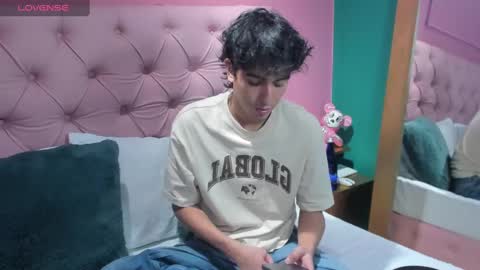 Snapshot of salvatore_monterey chatting on December 11, 2024, 9:23 pm salvatore online show from December 11, 2024, 9:23 pm