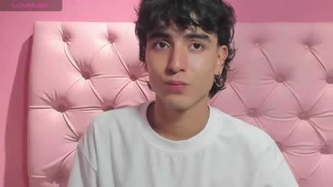 Snapshot of salvatore_monterey chatting on January 18, 2025, 8:52 am salvatore online show from January 18, 2025, 8:52 am