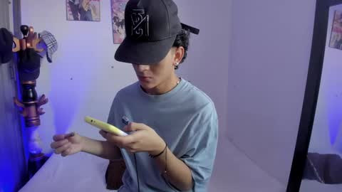 Snapshot of sam__cute chatting on January 15, 2025, 10:02 pm sam__cute online show from January 15, 2025, 10:02 pm