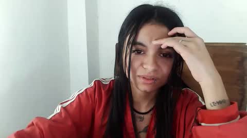 Samanta online show from November 12, 2025, 4:57 am