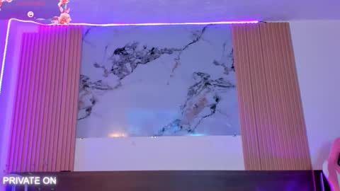 Snapshot of samantha_moons chatting on November 4, 2025, 10:20 pm samantha_moons online show from November 4, 2025, 10:20 pm