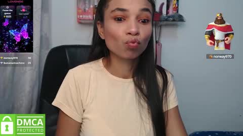 Snapshot of samanthaa_queen chatting on February 5, 2025, 10:51 am sam online show from February 5, 2025, 10:51 am