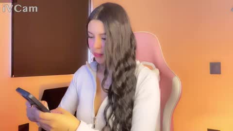 Snapshot of samara_lam chatting on January 23, 2025, 7:18 pm Sammy  online show from January 23, 2025, 7:18 pm