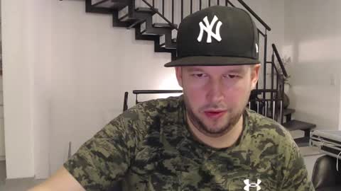 Snapshot of samariterbw chatting on December 4, 2024, 11:13 pm TopBoy online show from December 4, 2024, 11:13 pm