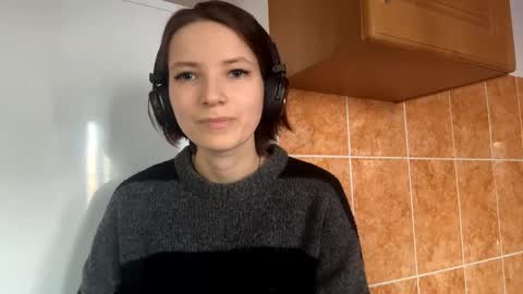 Lana online show from October 23, 2025, 8:24 am