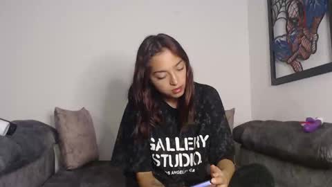 Snapshot of sami_and_gael chatting on March 6, 2025, 4:19 am Tami  Gael online show from March 6, 2025, 4:19 am