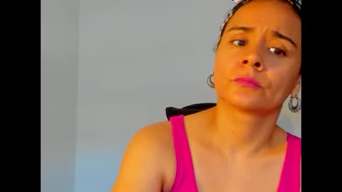 Snapshot of samm_hoti chatting on September 17, 2025, 9:16 pm sam online show from September 17, 2025, 9:16 pm