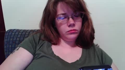 Snapshot of sammy_lyn chatting on October 4, 2025, 8:29 pm Sam online show from October 4, 2025, 8:29 pm