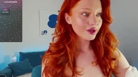 Snapshot of sanda_red chatting on December 20, 2024, 6:13 pm Sanda3   online show from December 20, 2024, 6:13 pm
