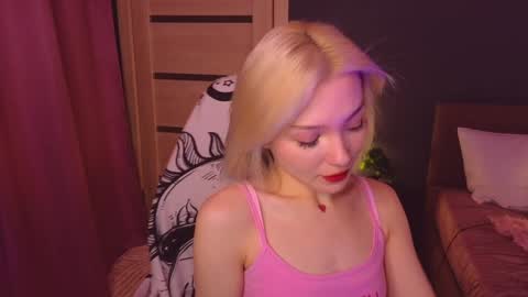 Sandy  online show from January 28, 2025, 1:08 am