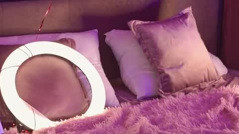 Sandy  online show from March 3, 2025, 4:14 am