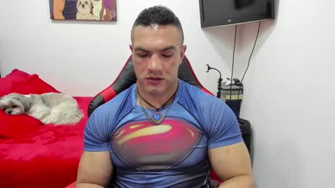 Snapshot of santi_pastori chatting on October 14, 2025, 6:31 pm santi_pastori online show from October 14, 2025, 6:31 pm
