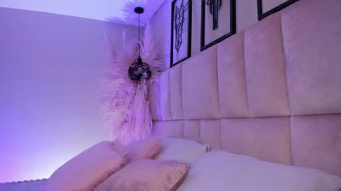 Snapshot of sara__colllins_ chatting on September 26, 2025, 12:53 pm SARA online show from September 26, 2025, 12:53 pm