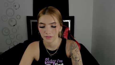 Sara and Alexis online show from October 21, 2025, 6:41 pm