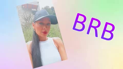 Snapshot of sara_carmona chatting on October 16, 2025, 10:49 am SARA online show from October 16, 2025, 10:49 am