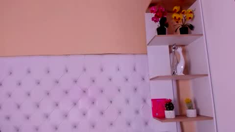 Snapshot of sara_salgado chatting on September 30, 2025, 11:15 am sara_salgado online show from September 30, 2025, 11:15 am