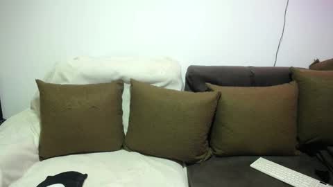 Snapshot of sara_winehouse1 chatting on February 15, 2025, 10:00 am 1 online show from February 15, 2025, 10:00 am