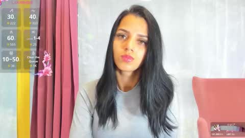 Snapshot of sarah_blake_ chatting on October 15, 2025, 8:14 am Sara online show from October 15, 2025, 8:14 am