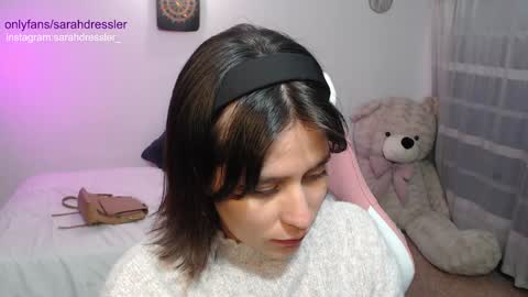 sarahdressler online show from January 7, 2025, 1:49 am