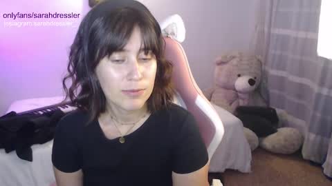 sarahdressler online show from March 6, 2025, 2:41 am