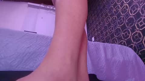 Snapshot of sarak_ chatting on October 1, 2025, 12:00 pm Sara online show from October 1, 2025, 12:00 pm