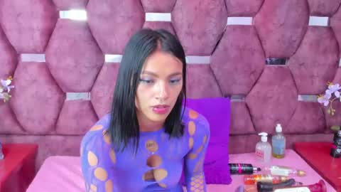 Snapshot of saraloveee_ chatting on February 6, 2025, 5:57 am Sarita  online show from February 6, 2025, 5:57 am