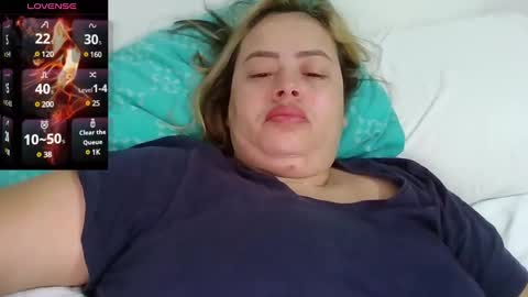 Snapshot of saramartinez100 chatting on March 9, 2025, 2:21 pm sara martinez online show from March 9, 2025, 2:21 pm