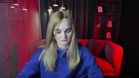 Snapshot of sarasubtlety chatting on September 30, 2025, 1:27 pm Sara online show from September 30, 2025, 1:27 pm