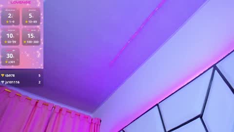 Snapshot of sarayroyse chatting on January 9, 2025, 11:02 pm Saray online show from January 9, 2025, 11:02 pm