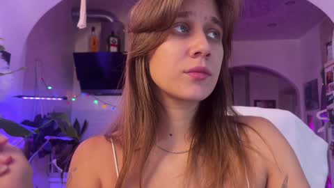 Snapshot of sasha_moormeoow chatting on December 22, 2024, 7:44 am Alexandra Sasha in short online show from December 22, 2024, 7:44 am