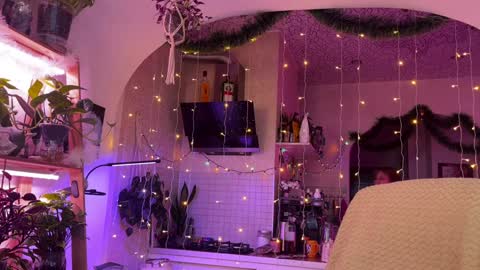 Snapshot of sasha_moormeoow chatting on January 4, 2025, 7:13 am Alexandra Sasha in short online show from January 4, 2025, 7:13 am