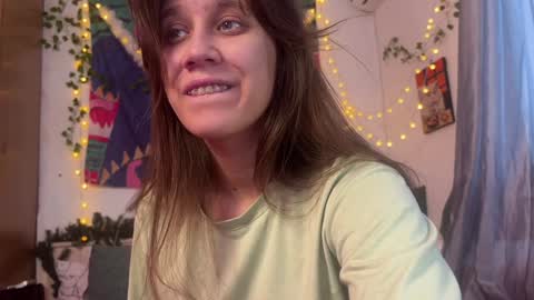 Snapshot of sasha_moormeoow chatting on January 9, 2025, 7:42 am Alexandra Sasha in short online show from January 9, 2025, 7:42 am