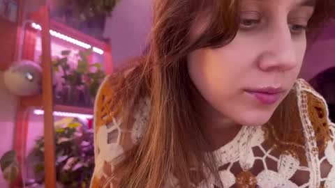 Snapshot of sasha_moormeoow chatting on February 10, 2025, 6:20 am Alexandra Sasha in short online show from February 10, 2025, 6:20 am