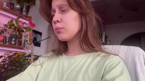 Snapshot of sasha_moormeoow chatting on February 16, 2025, 9:59 am Alexandra Sasha in short online show from February 16, 2025, 9:59 am