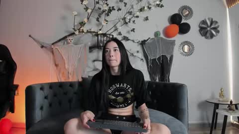 SASHA  online show from October 13, 2025, 12:05 pm