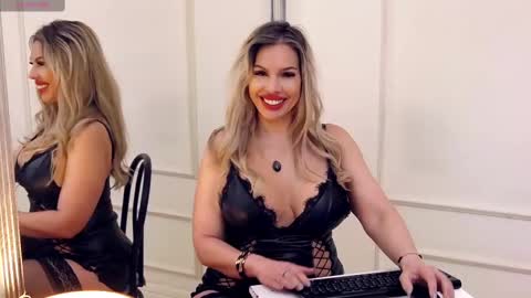 Snapshot of sashavaughn chatting on February 26, 2025, 11:41 am Sasha online show from February 26, 2025, 11:41 am