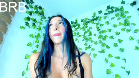 Snapshot of saturno_stone chatting on December 4, 2024, 12:25 pm Saturnooo online show from December 4, 2024, 12:25 pm