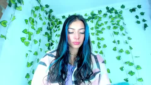 Snapshot of saturno_stone chatting on December 11, 2024, 5:00 am Saturnooo online show from December 11, 2024, 5:00 am