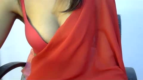 Snapshot of saxee_love chatting on December 18, 2024, 8:14 pm saxee online show from December 18, 2024, 8:14 pm