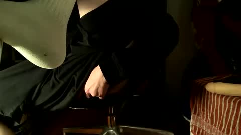 Snapshot of sbamx chatting on October 19, 2025, 11:27 pm Sbamx online show from October 19, 2025, 11:27 pm