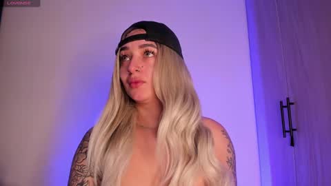 Snapshot of scarlett_collins_ chatting on September 23, 2025, 11:13 am SCARLETT COLLINS online show from September 23, 2025, 11:13 am