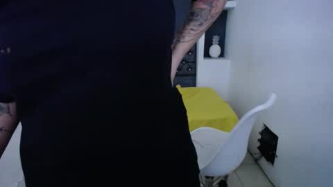 Snapshot of scarlett_keaty chatting on January 19, 2025, 6:32 pm scarlett online show from January 19, 2025, 6:32 pm