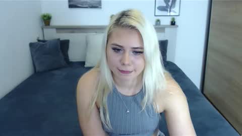 Snapshot of scarlettblue22 chatting on November 10, 2025, 7:40 am Hi there guys My pleasure in your hands pvt is open online show from November 10, 2025, 7:40 am