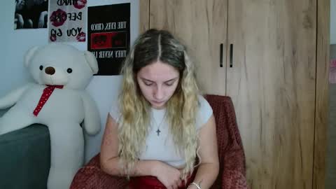 ScarlettSmithz online show from September 11, 2025, 5:40 am