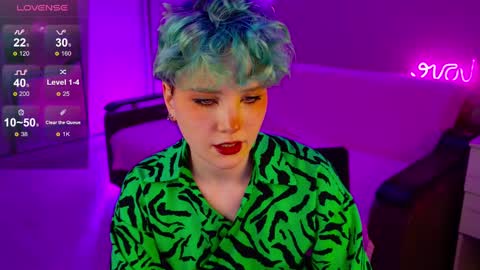 Snapshot of school_love chatting on December 13, 2024, 5:00 pm Rina online show from December 13, 2024, 5:00 pm