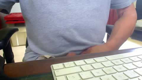 Snapshot of scottalone chatting on December 15, 2024, 4:48 pm Scott online show from December 15, 2024, 4:48 pm