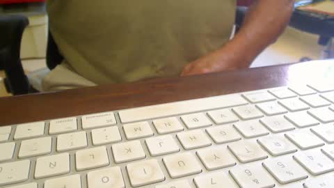 Snapshot of scottalone chatting on March 4, 2025, 2:32 pm Scott online show from March 4, 2025, 2:32 pm