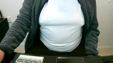 Snapshot of scotti30 chatting on January 12, 2025, 12:23 pm Scott online show from January 12, 2025, 12:23 pm