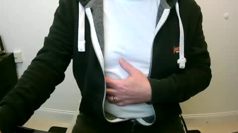 Snapshot of scotti30 chatting on January 13, 2025, 12:02 pm Scott online show from January 13, 2025, 12:02 pm